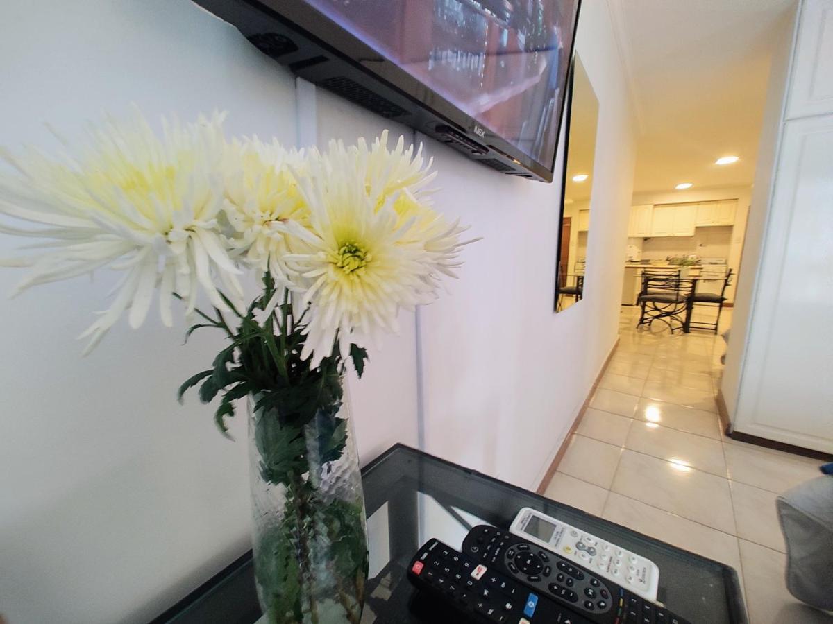 Mendoza Suites 2 ภายนอก รูปภาพ